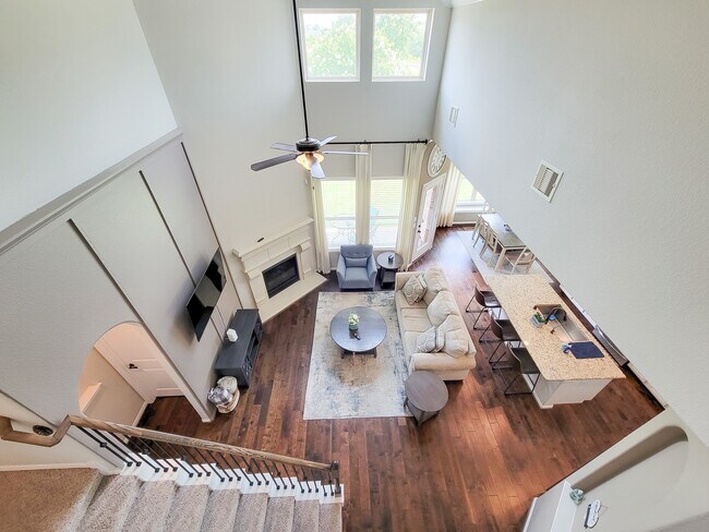 Building Photo - 22902 Henderson Row Dr