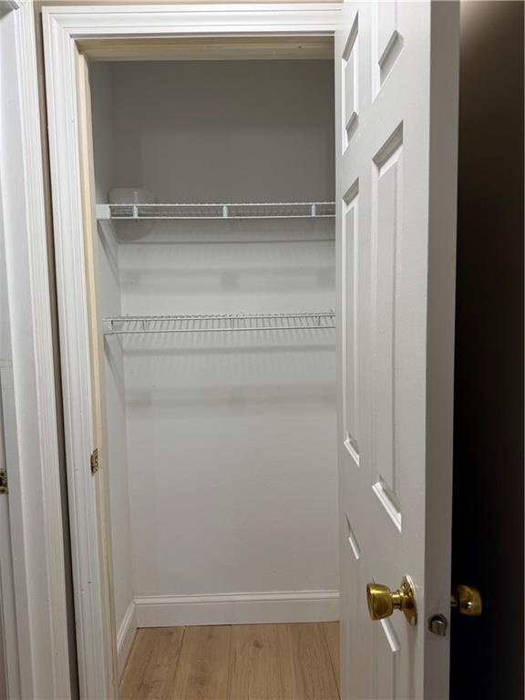 Building Photo - 724 Beverage Hill Ave