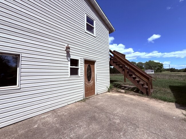 Building Photo - 2462 Lahmeyer Rd