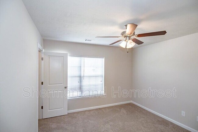 Building Photo - 1202 Joiner Cir
