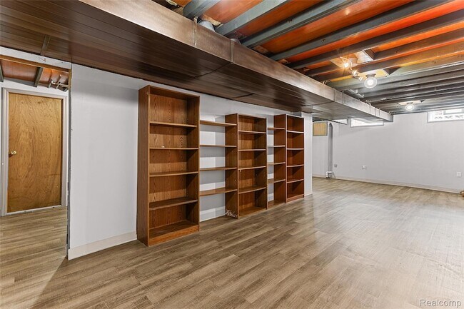 Building Photo - 3312 Palm Aire Ct