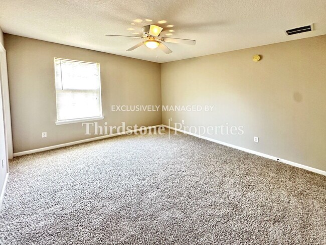 Building Photo - 7877 Playpen Ct