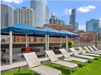 Building Photo - 355 N Desplaines St