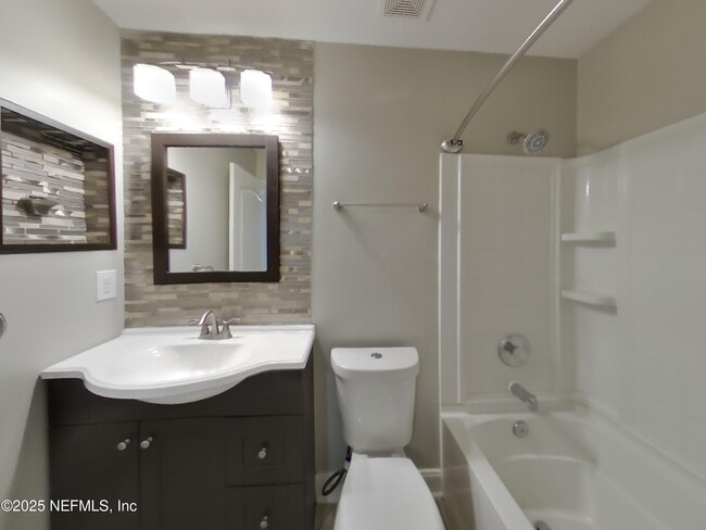 Building Photo - 2268 Eisner Dr