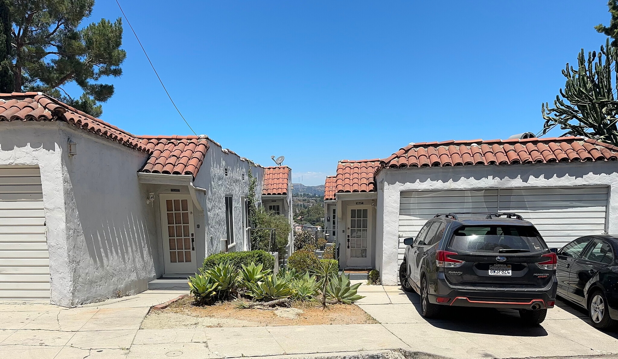 Building Photo - 1645 Sargent Pl