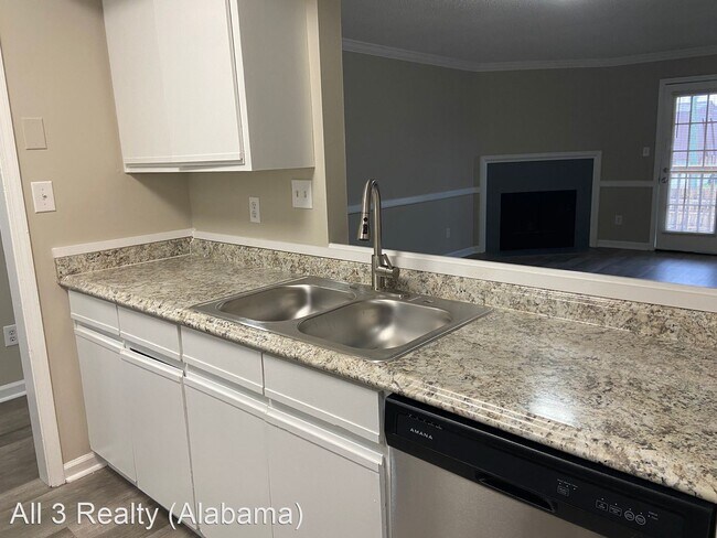 Building Photo - 3 br, 2 bath House - 3610 Castle Ridge Road