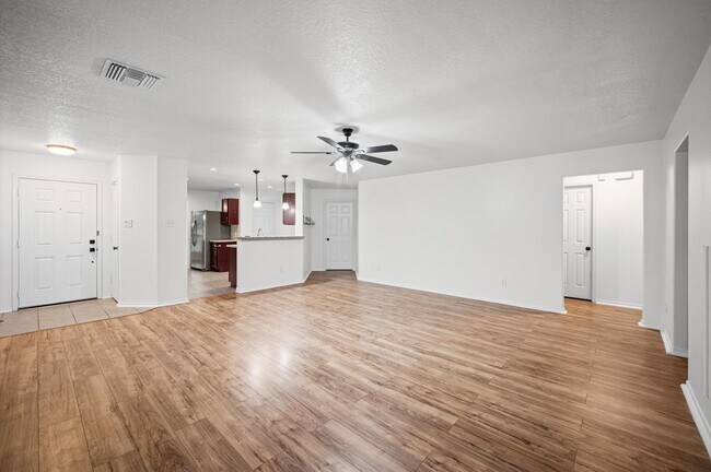Building Photo - 9897 Expedition Trail