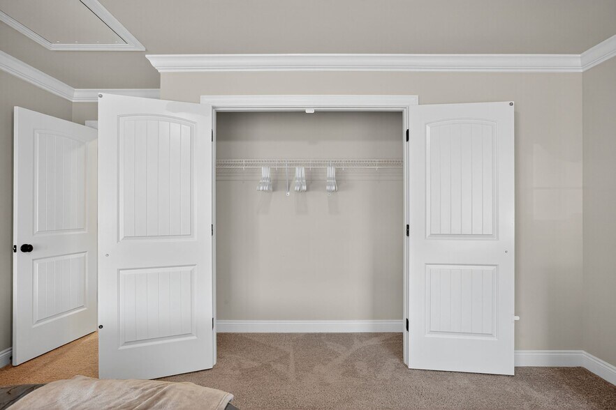 Building Photo - 7986 Benjamin Stoddert Ct