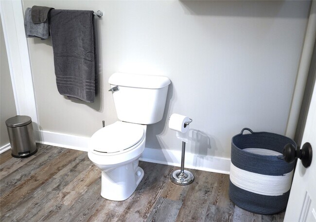 Building Photo - 54 Central Ave