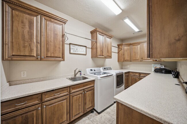 Building Photo - Home with Chef’s Kitchen & RV Parking