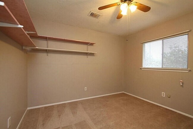 Building Photo - 24123 Bassett Hall Ln