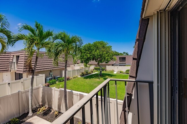 Building Photo - 7719 77th Way