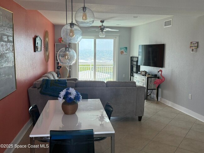 Building Photo - 4000 Ocean Beach Blvd