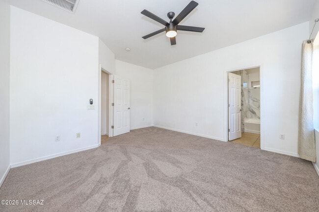 Building Photo - 10401 Yew Pl