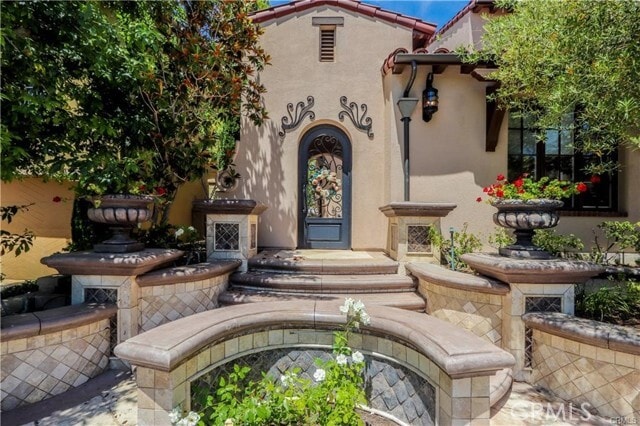 Building Photo - 15 Shadowcast