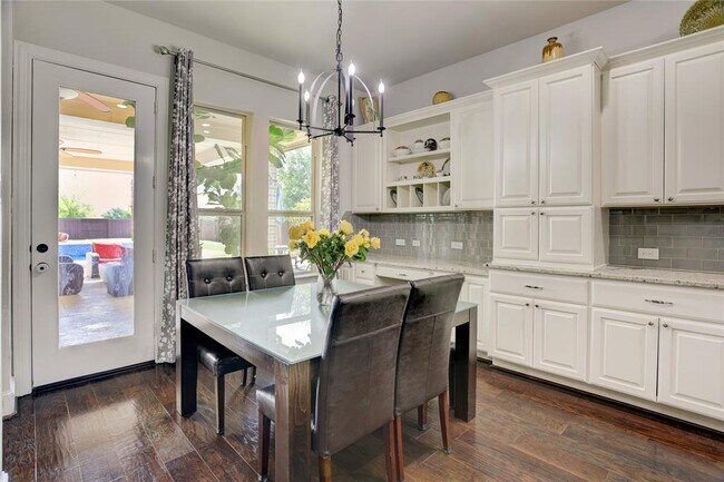 Building Photo - 10727 Stone Isle Ct