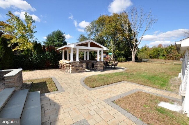 Building Photo - 154 Old Marlton Pike