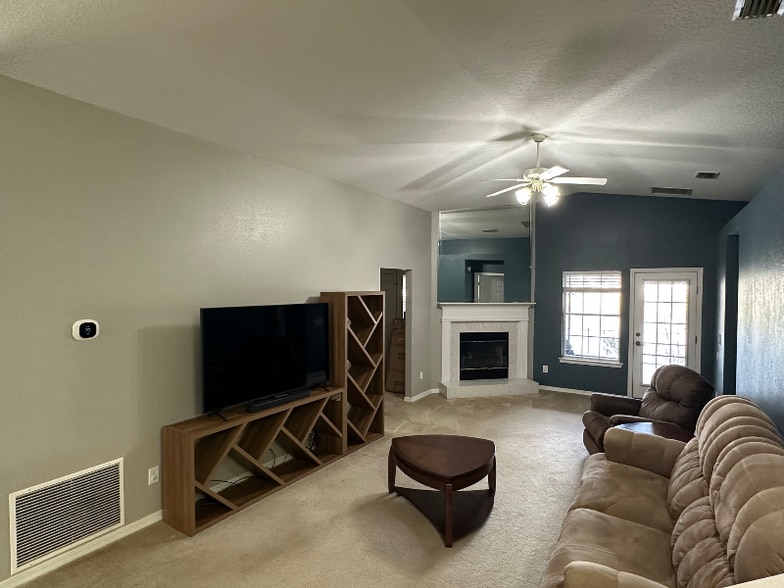 Building Photo - 6347 Ironside Dr S