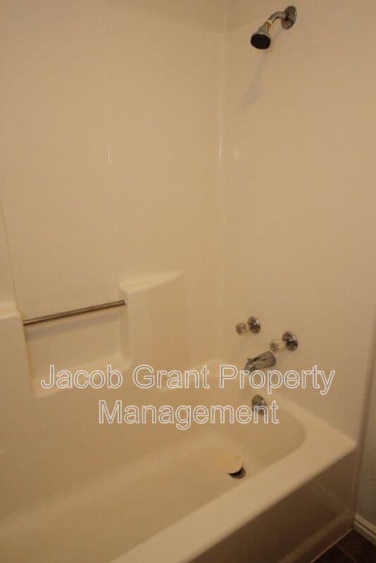 Building Photo - 965 Berryman Rd