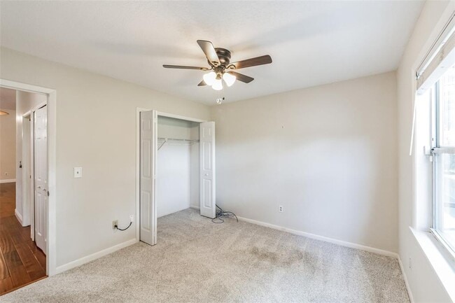 Building Photo - 109 Estates Cir