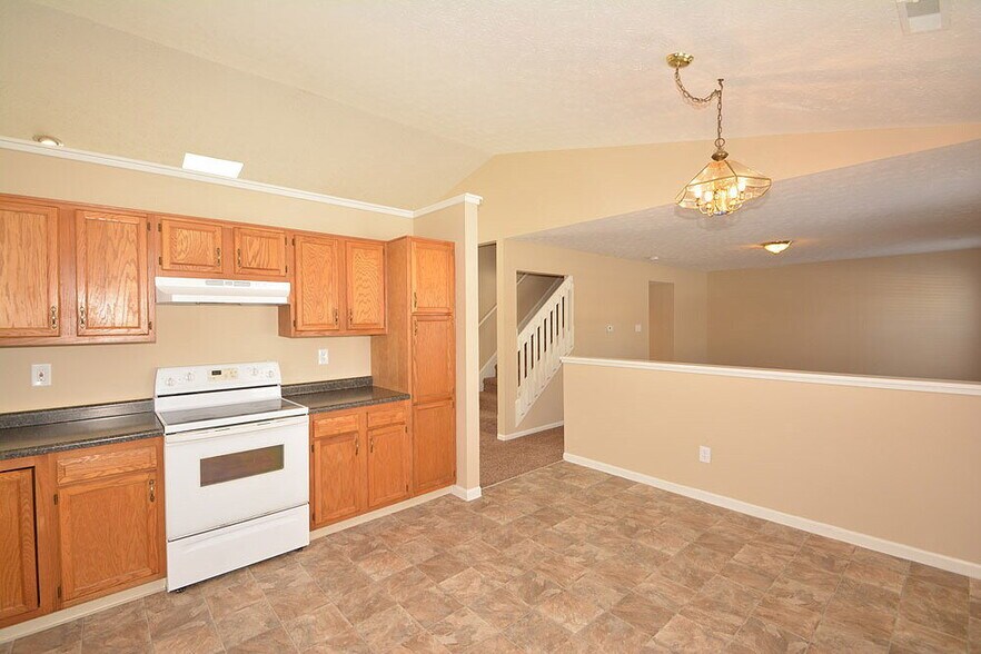 Building Photo - 6337 Cooperstone Ct