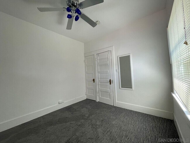 Building Photo - 2842 Copley Ave