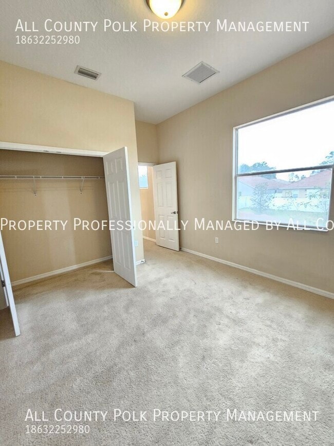 Building Photo - 1721 Altavista Cir