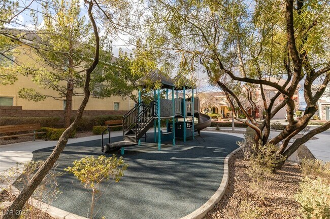 Building Photo - 2832 Glistening Grove Ave