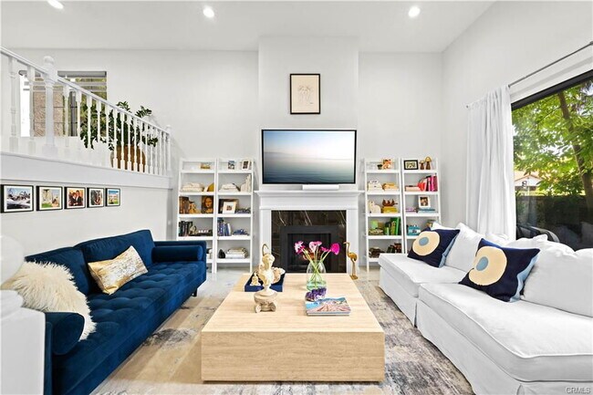 Building Photo - 2450 E Del Mar Blvd