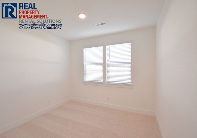 Building Photo - Gorgeous 3 bd home in Murfreesboro off of Veterans Pkwy. Loft and Office!
