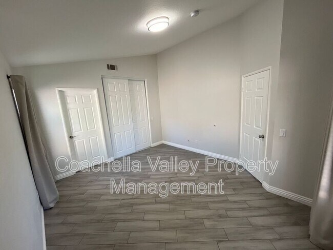 Building Photo - 81812 Tecoma Ave