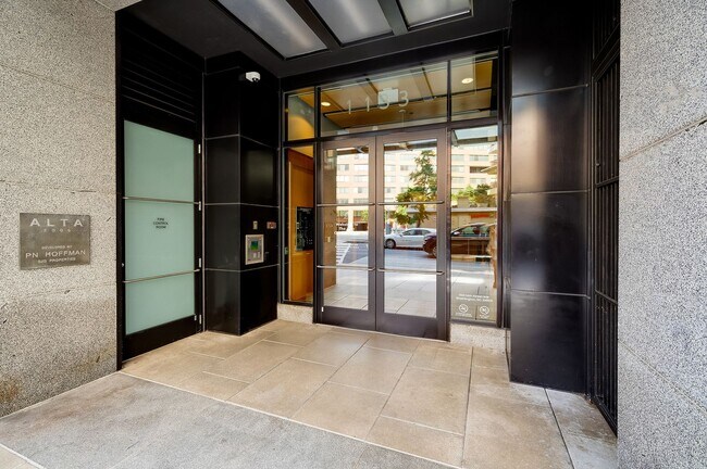 Primary Photo - Move-in Ready 1BR 1BA at the Alta is a Min...