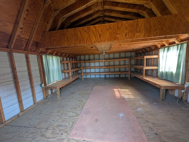 Building Photo - 104 Ponderosa Trail