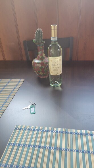 Building Photo - 1430 Manhattan Beach Blvd