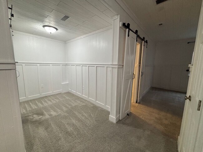 Building Photo - 4 Bedroom 3.5 Bath Townhome in Saddle Ridge!!!