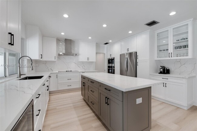 Building Photo - 11401 SW 67th Ave