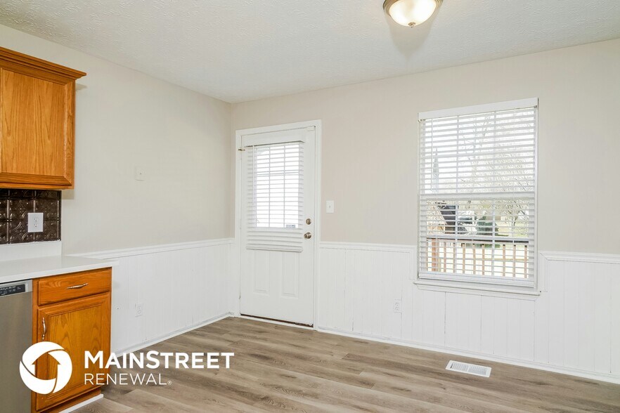 Building Photo - 139 Clover Cove Dr