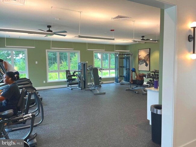 Building Photo - 7618 Johnnycake Rd