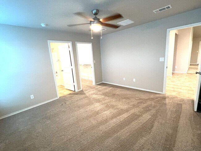 Building Photo - **BEAUTIFUL WINDSTONE AT UPLAND HOME**
