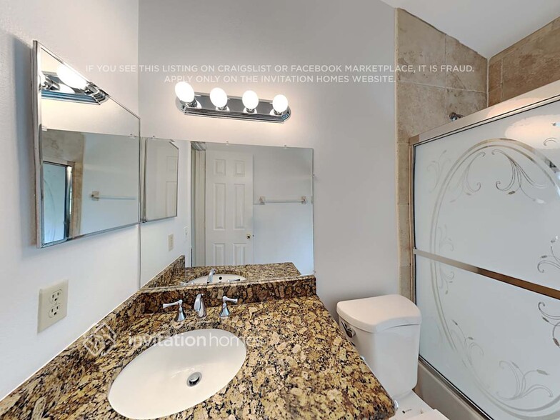 Building Photo - 1039 Whittier Cir
