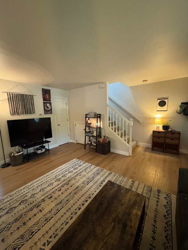 Building Photo - 4932 Vance Dr
