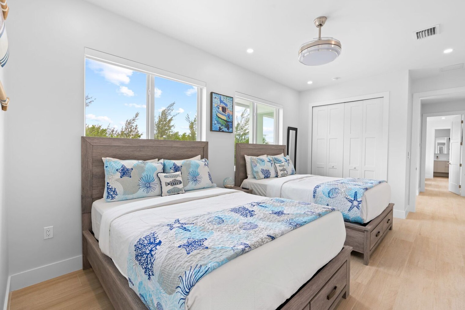 Building Photo - 83 Pescayo Ave