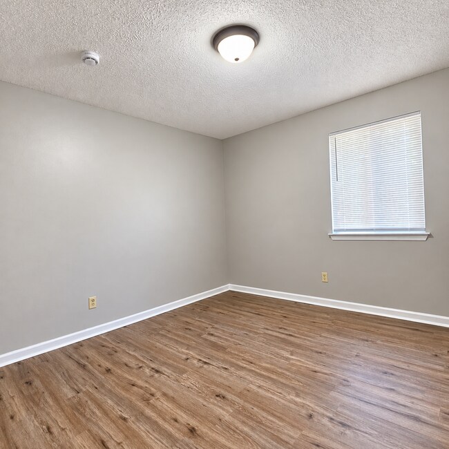 Building Photo - 4205 Patton Rd SW
