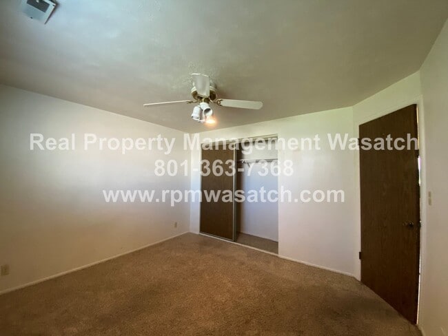 Building Photo - Look at This Cute 2 Bedroom 2 Bathroom Hom...