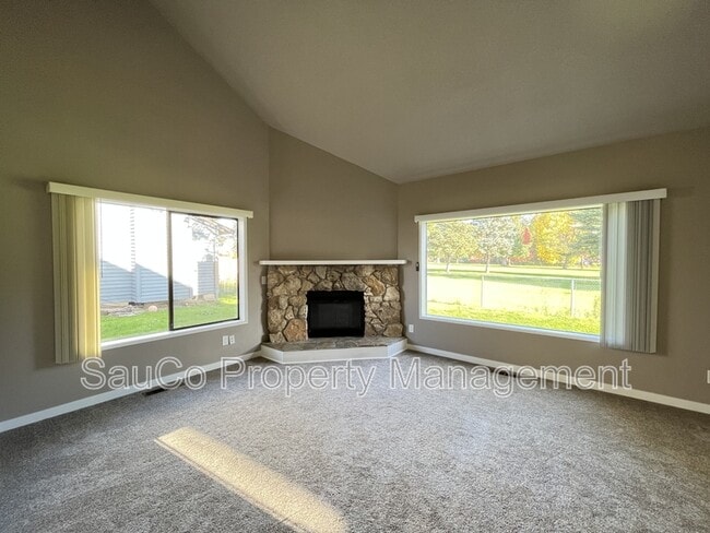 Building Photo - 20635 NW Lapine Way