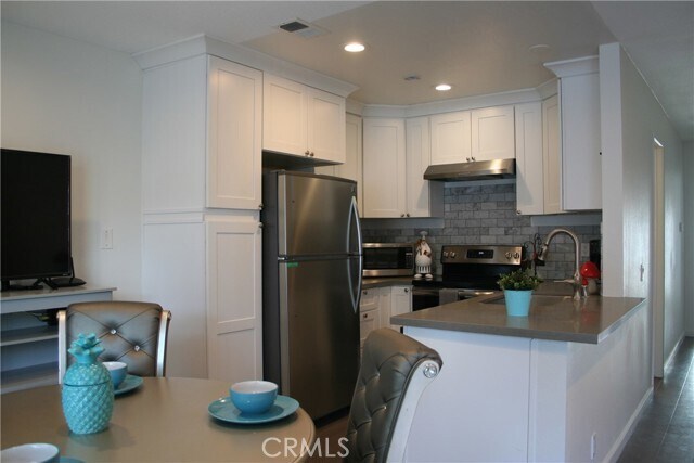 Building Photo - 23768 N Shore Ln