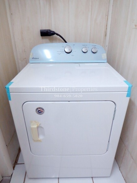 Building Photo - 2881 Selma St