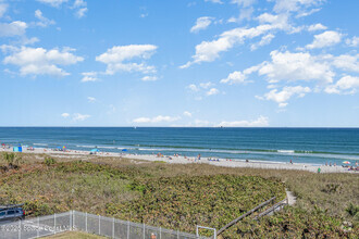 Building Photo - 4000 Ocean Beach Blvd