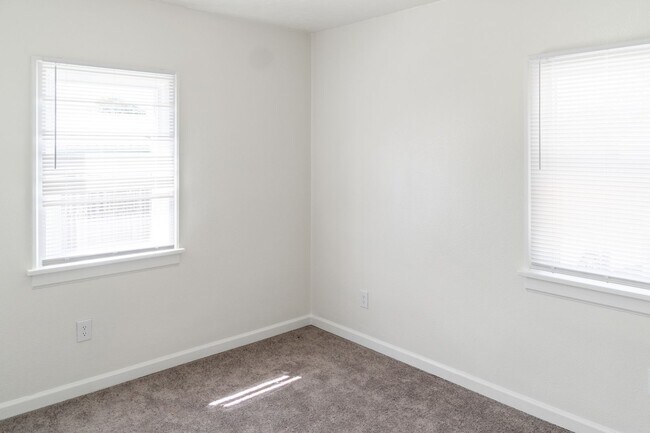 Building Photo - Single Family Home in Spokane Valley!!