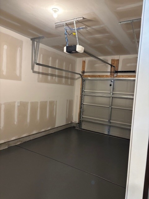 Building Photo - 2129 Victory Wy